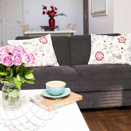Apt 3, Trafalgar Sq Duplex, 3Rd & 4Th Floor By Indigo Flats Λονδίνο Εξωτερικό φωτογραφία