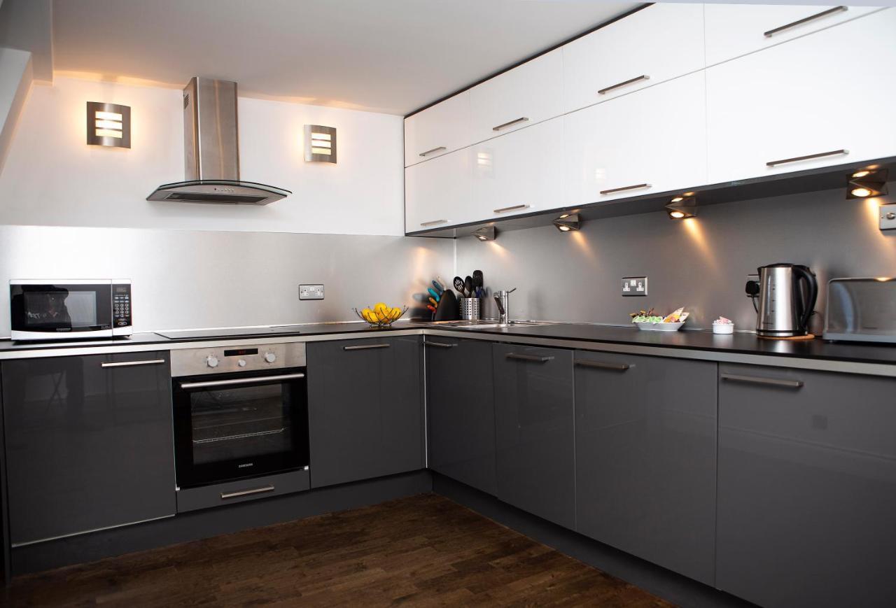Apt 3, Trafalgar Sq Duplex, 3Rd & 4Th Floor By Indigo Flats Λονδίνο Εξωτερικό φωτογραφία