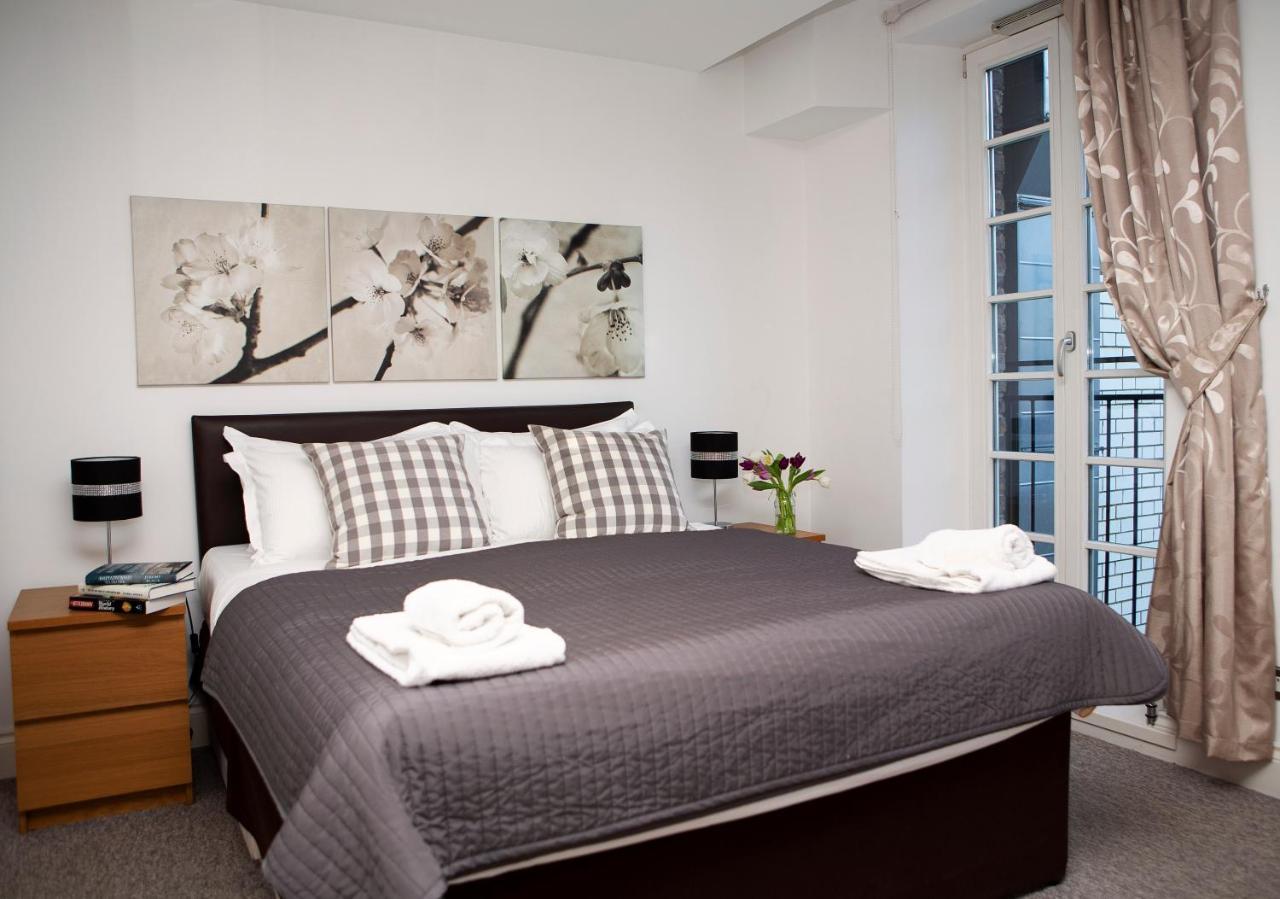 Apt 3, Trafalgar Sq Duplex, 3Rd & 4Th Floor By Indigo Flats Λονδίνο Εξωτερικό φωτογραφία